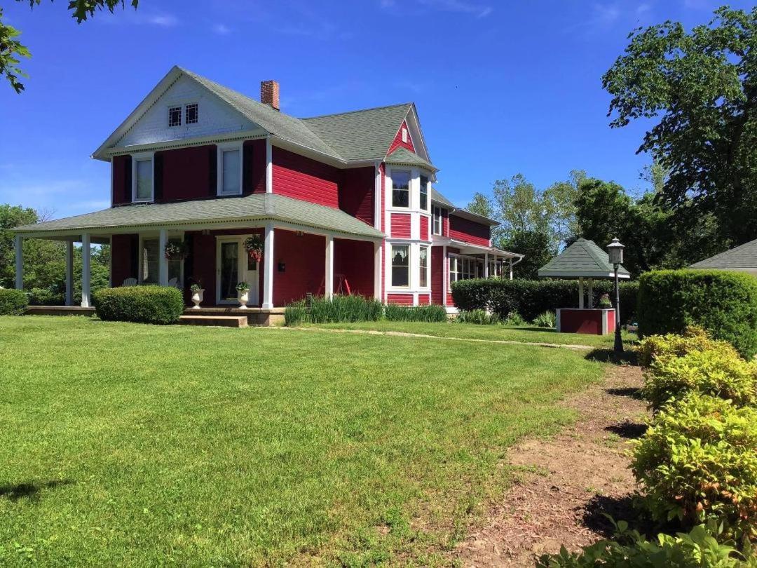 Ironton Plain & Fancy Bed & Breakfast מראה חיצוני תמונה