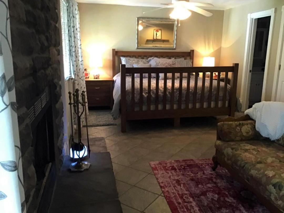 Ironton Plain & Fancy Bed & Breakfast מראה חיצוני תמונה